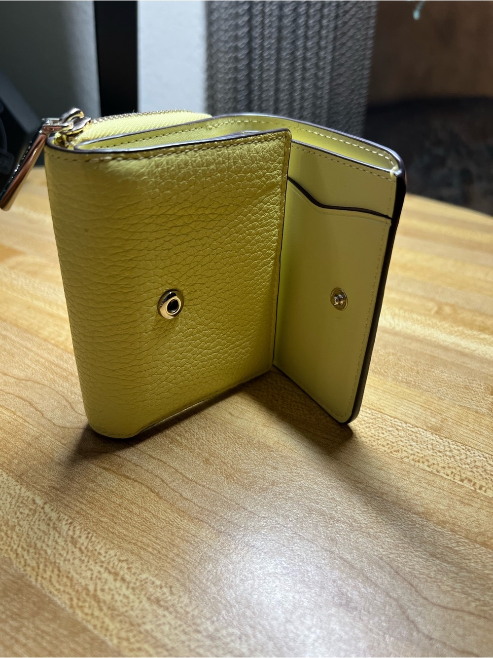 Kate Spade Lemon Yellow Leather Mini Wallet - Picture 3 of 7